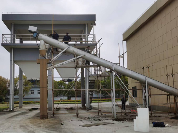 ��ˮ̎��S(ch��ng)�ßo(w��)�S����ݔ�͙C(j��)